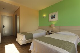 Ingleses Praia Hotel