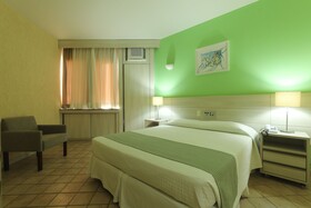 Ingleses Praia Hotel