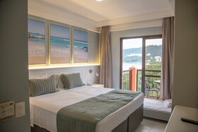 Jurerê Beach Village