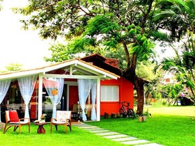 Little Hostel Jurere Internacional