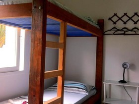 Little Hostel Jurere Internacional