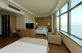 Majestic Palace Hotel