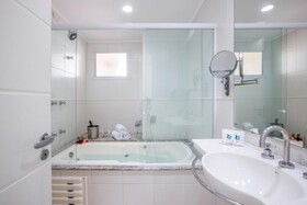 Oceania Park Hotel SPA & Convention Center by Nobile