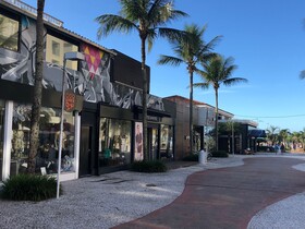 Suites Jurere Internacional