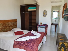 Thaiji Pousada E Parador
