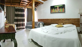 Thaiji Pousada E Parador