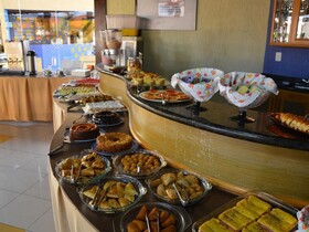 Candeias Basfak Praia