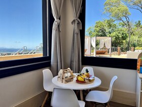 Chateau Laghetto Collection