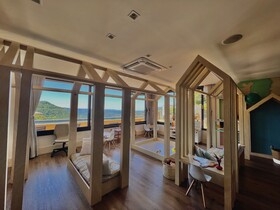 Chateau Laghetto Collection