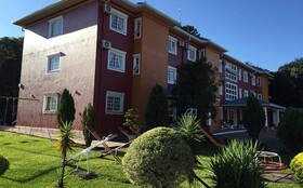 Hotel Galo Vermelho