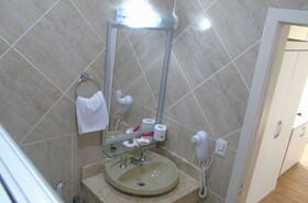Hotel Galo Vermelho
