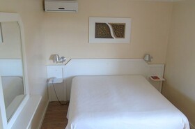 Hotel Galo Vermelho