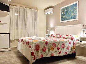 Petit Hotel Provence