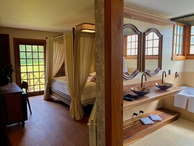 Woodstone Gramado Hotel