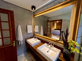 Woodstone Gramado Hotel