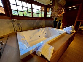 Woodstone Gramado Hotel