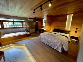 Woodstone Gramado Hotel