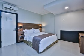 Wyndham Golden Foz Suites