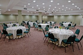 Wyndham Golden Foz Suites