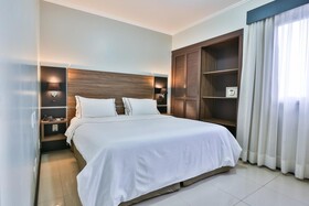 Wyndham Golden Foz Suites