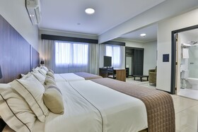 Wyndham Golden Foz Suites