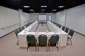 Wyndham Golden Foz Suites