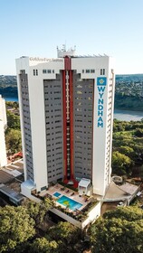 Wyndham Golden Foz Suites