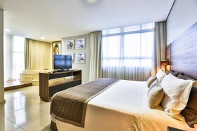 Wyndham Golden Foz Suites