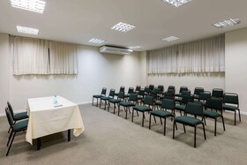 Wyndham Golden Foz Suites