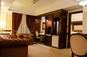 Bourbon Londrina Business