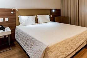 Rio Hotel by Bourbon Maringá