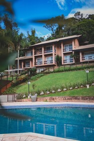 Village Du Lac Hotel