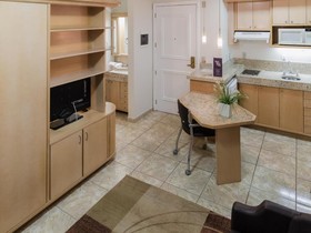 Bela Vista Service Residence