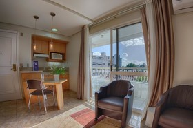 Bela Vista Service Residence