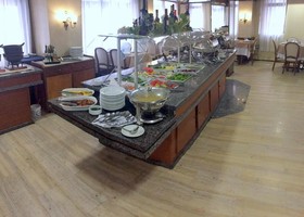 Fast 10 City Hotel