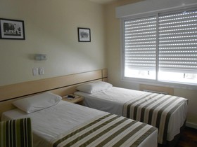Colossi Hotel