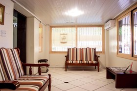 Colossi Hotel