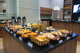Hotel Continental Business