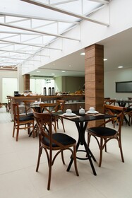 Garibaldi Business Hotel