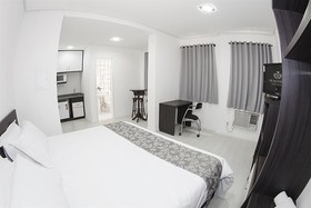 Infinity Suites Hotel