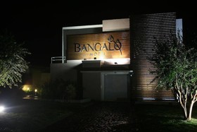 Bangalô Motel