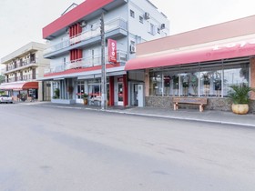 Teuthos Hotel by OYO Rooms