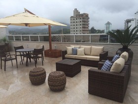 Blue Hill Hotel