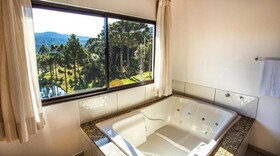 Hibisco Home Hotel