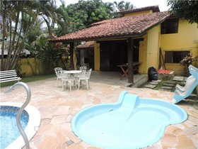 Yellow House Palmeiras Beach Caraguá