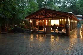 Pousada Chão De Folhas