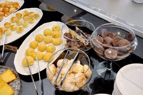 Galatas Golden Hotel