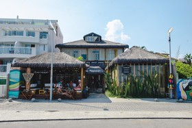 Longboard Paradise Surfclub