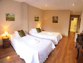 Altos de Santa Teresa Guest House