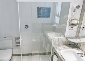 Riale Brisa Barra Hotel